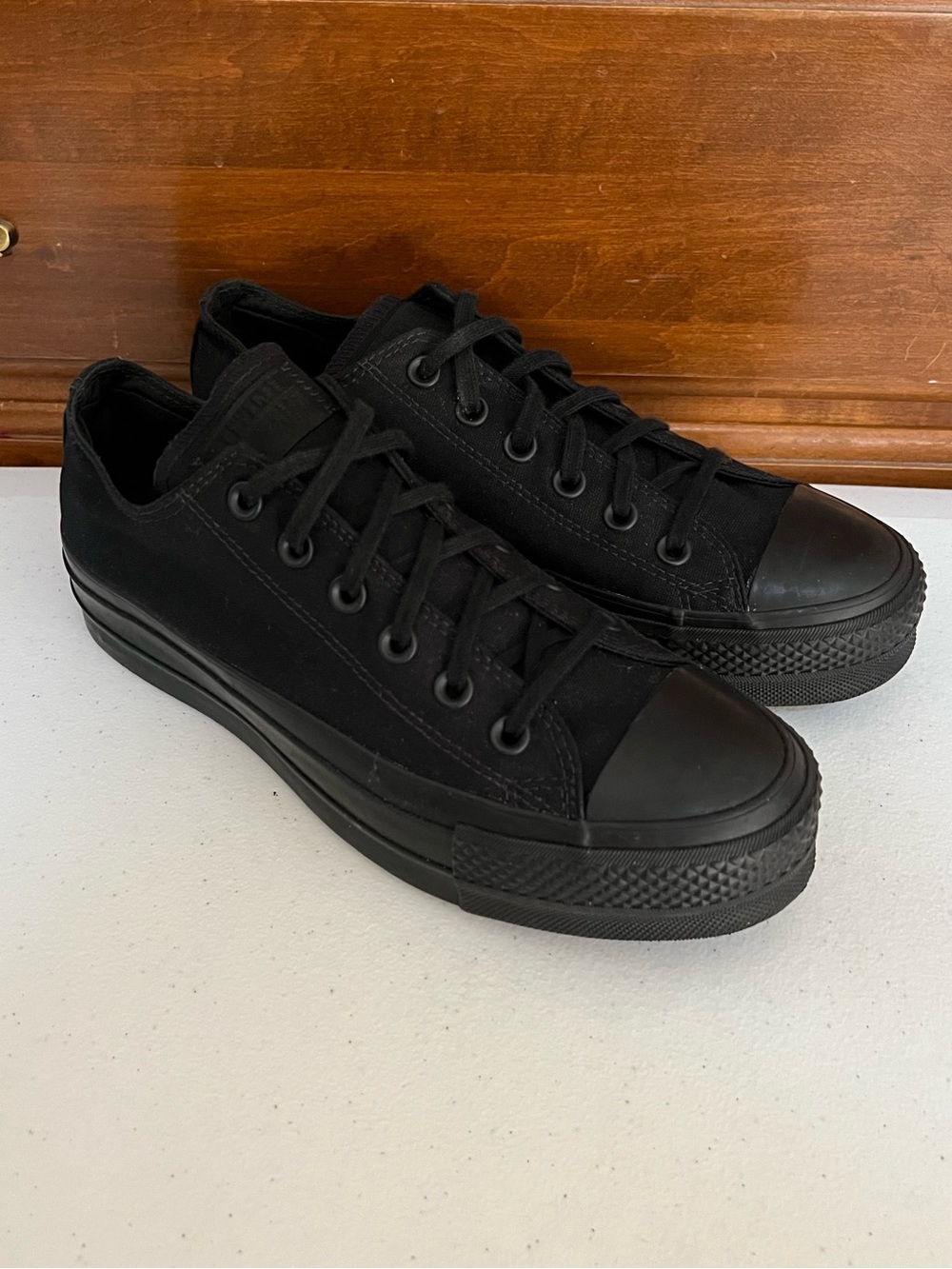 Converse Platform Clean Lift Ox Black Low Top All Star Sneakers